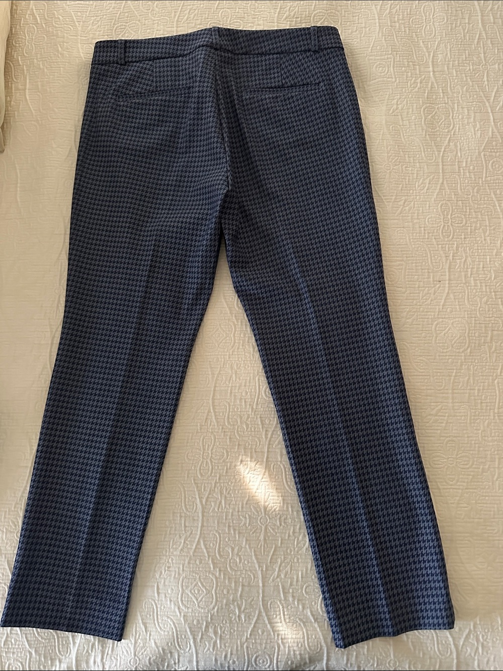 Banana Republic Gray Houndstooth Dress Pants - Picture 4 of 11